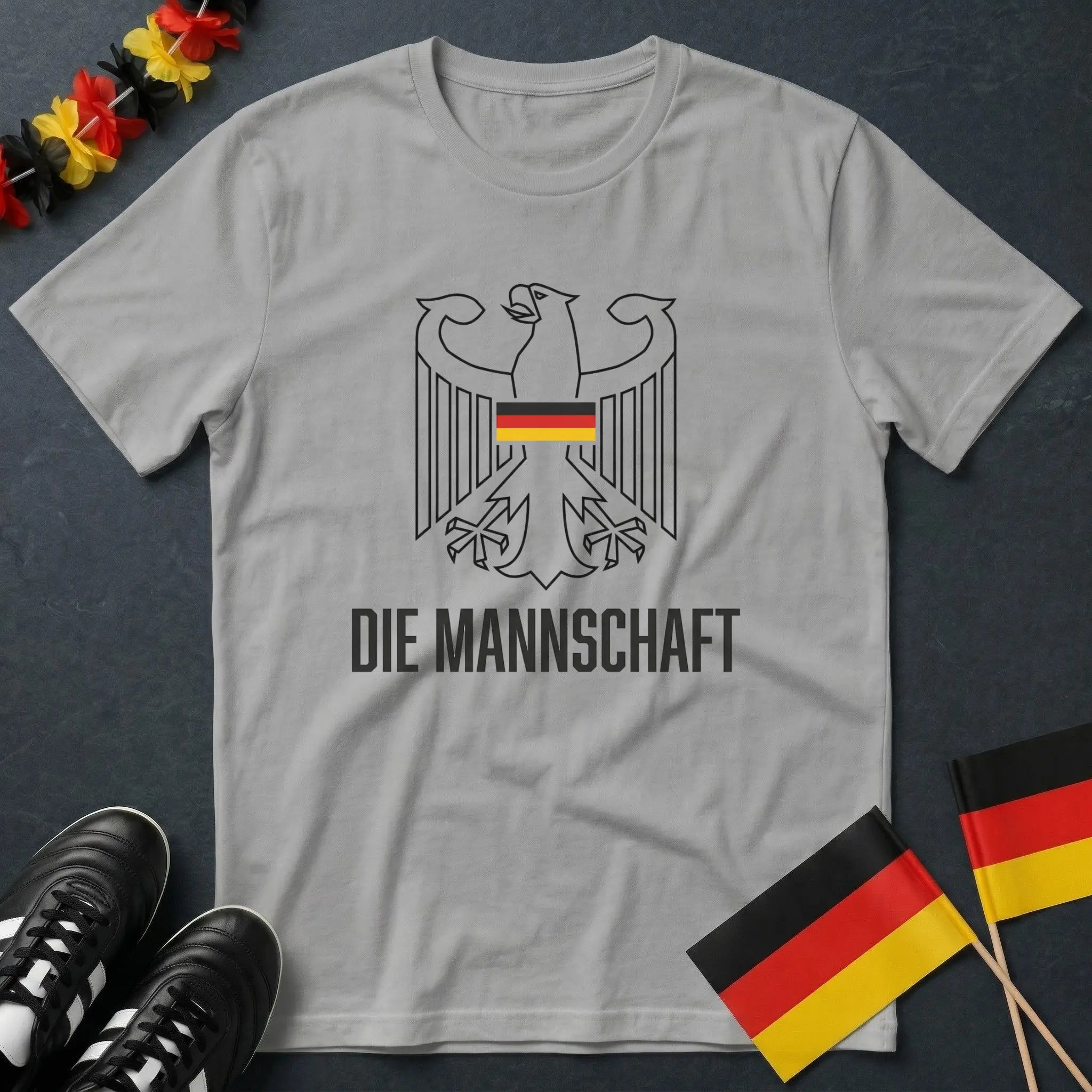 Die Mannschaft Minimalistischer Adler Deutschland WM T-Shirt